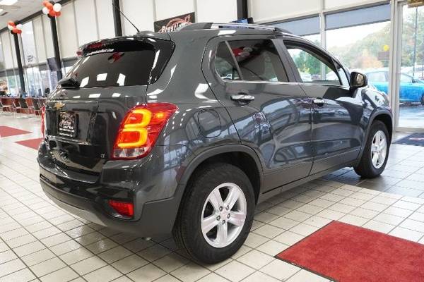 2018 Chevrolet Trax LT - cars & trucks - by dealer - vehicle... for sale in Cuyahoga Falls, OH – photo 11