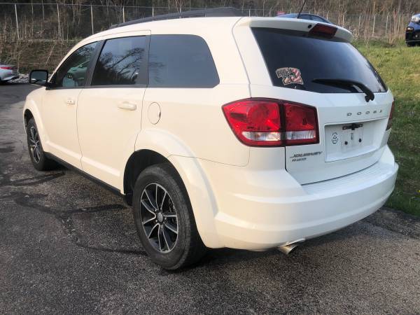 2017 Dodge Journey AWD V6, 7 Pass, LOW Mi, 400 Down, 189 Pmnts! for sale in Duquesne, PA – photo 2