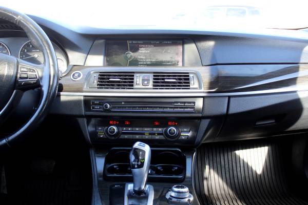 2 0 1 1 BMW 535i xDrive AWD Low Mileage Turbo ! - cars & for sale in Reno, NV – photo 15