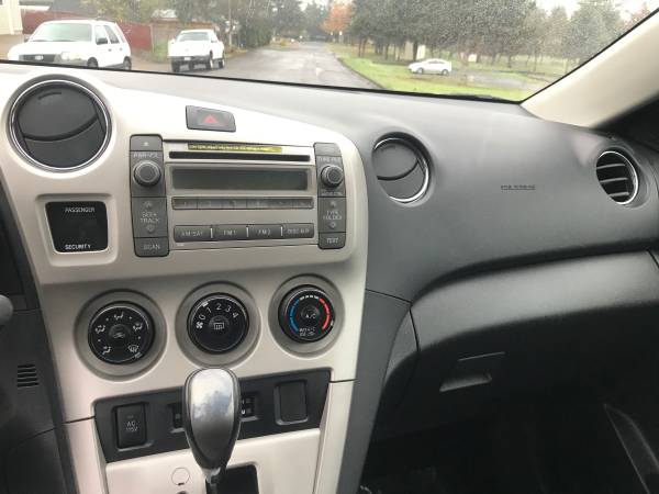 2009 Toyota Matrix S 4DR WGN AWD CALL/TEXT - - by for sale in Dundee, OR – photo 11