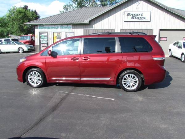 2012 Toyota Sienna 5dr 7-Pass Van V6 XLE AAS FWD for sale in ST Cloud, MN – photo 6