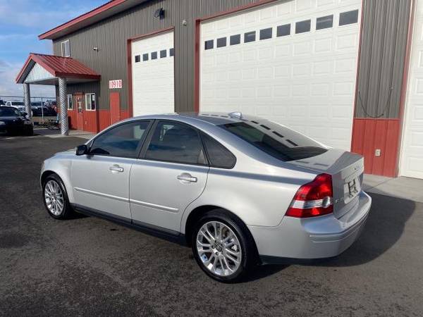 2006 Volvo S40 2.4i - cars & trucks - by dealer - vehicle automotive... for sale in Airway Heights, WA – photo 3