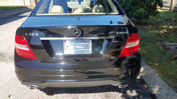 2012 Mercedes Benz 300 C 4 Matic for sale in West Warwick, CT – photo 7