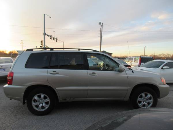 2002 Toyota Highlander AWD SUV - Automatic - Wheels - Cruise for sale in Des Moines, IA – photo 5