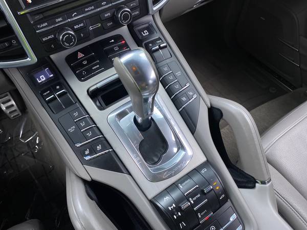 2011 Porsche Cayenne Turbo Sport Utility 4D suv Gray - FINANCE... for sale in Madison, WI – photo 22