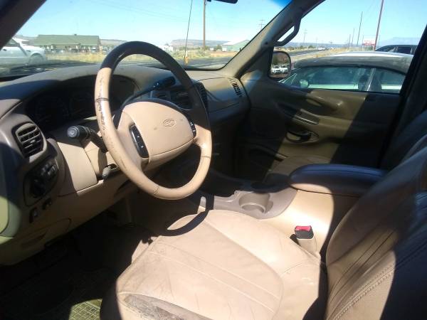1999 Ford expedition 4 by 4 Eddie Bauer leather seats runs great 134 for sale in Rockville, UT – photo 2