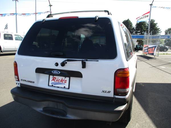 2000 FORD EXPLORER XLS - - by dealer - vehicle for sale in Longview, WA – photo 10