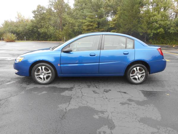 2005 SATURN ION LEVEL 3 / POWER OPTIONS / 32 SERVICE RECORDS! for sale in Highland Park, IL – photo 6