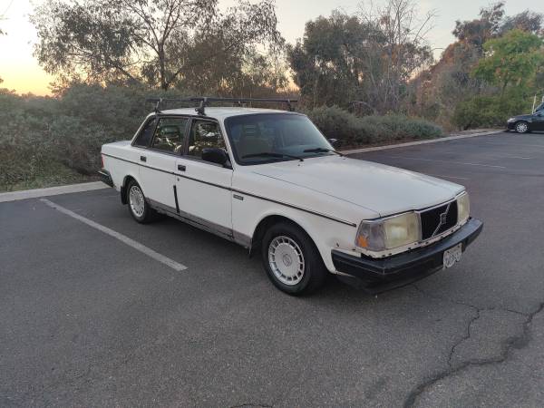 1991 Volvo 240 Super Clean - cars & trucks - by owner - vehicle... for sale in San Diego, CA – photo 3