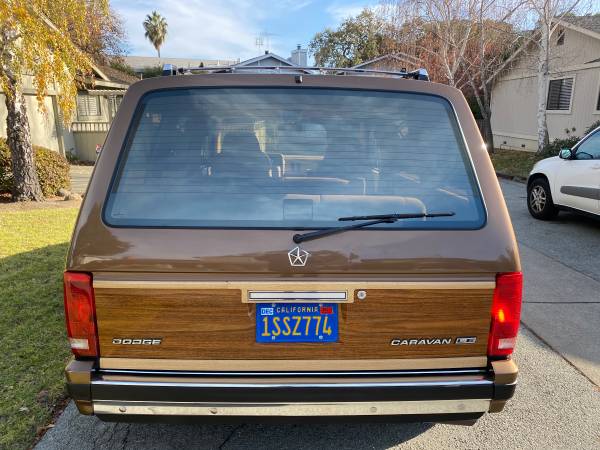1987 Dodge Caravan le, minivan, low miles, excellent condition, -... for sale in San Mateo, CA – photo 2