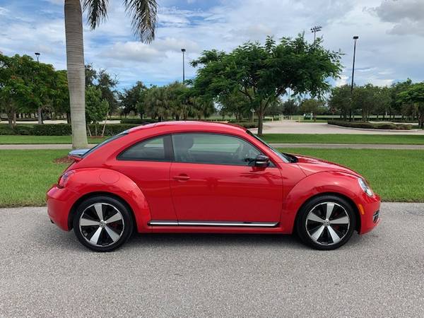 VW BEETLE, 2.0L TURBO, PREZ EDITION, EXCELLENT CONDITION, AUTOMATIC for sale in Boca Raton, FL – photo 3