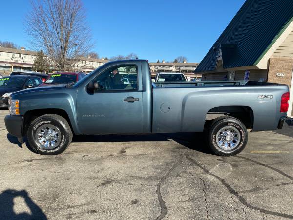 2011 Chevrolet Silverado 2 Door 4x4 V8 8 foot bed Long Box - cars & for sale in Cross Plains, WI – photo 5
