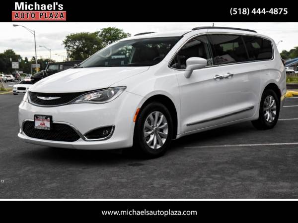 2017 Chrysler Pacifica Touring-L for sale in east greenbush, NY – photo 8