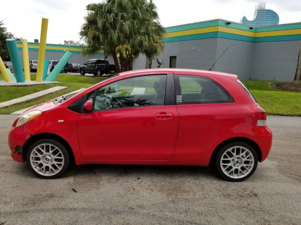 2009 Toyota Yaris - cars & trucks - by owner - vehicle automotive sale for sale in Pompano Beach, FL – photo 3