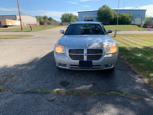 2006 Dodge Magnum R/T - cars & trucks - by owner - vehicle... for sale in Dayton, OH – photo 2