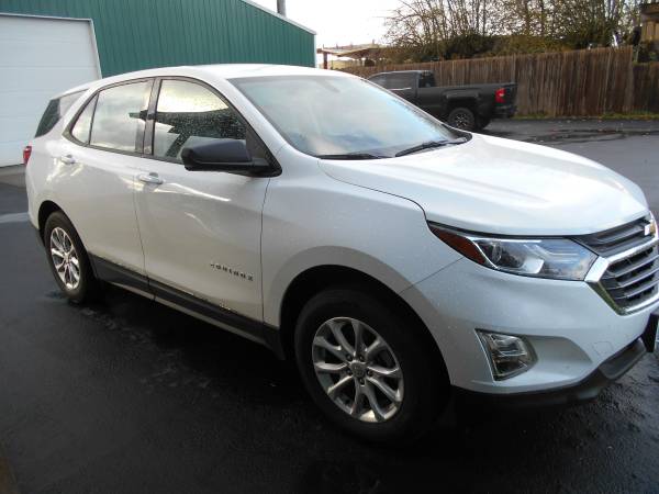2018 CHEVY EQUINOX AWD LOW MILES - cars & trucks - by dealer -... for sale in Eugene, OR – photo 3