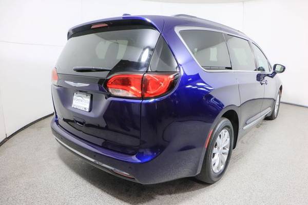 2017 Chrysler Pacifica, Jazz Blue Pearlcoat - - by for sale in Wall, NJ – photo 5