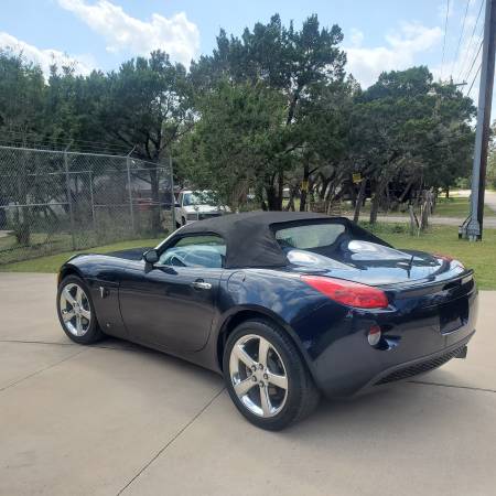 2008 Pontiac Solstice convertible automatic cold ac chrome wheels CD for sale in Austin, TX – photo 4
