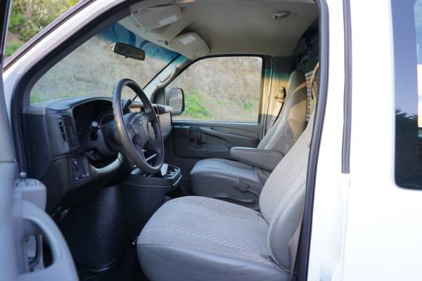 2006 Chevrolet Express G1500 - RARE ALL WHEEL DRIVE/OFF ROAD for sale in Beaverton, OR – photo 15