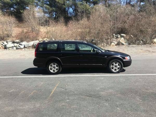 2001 Volvo V70 XC AWD 5dr Wgn w/SR==LEATHER==CLEAN TITLE==READY TO... for sale in Stoughton, MA – photo 4
