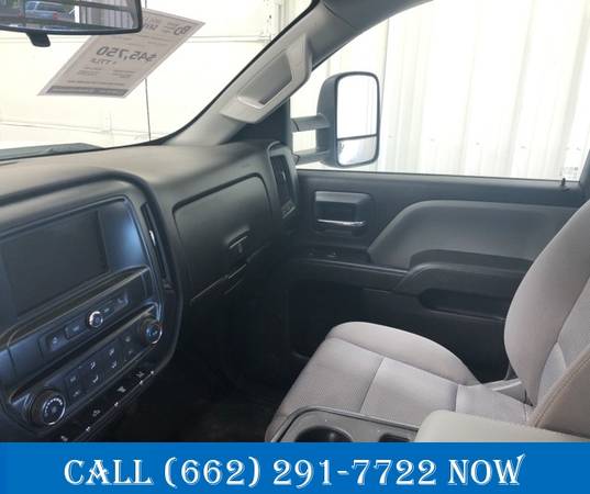 2018 Chevrolet Silverado 3500HD Diesel 4X4 Crew Cab DRW Flat Bed Truck for sale in Ripley, MS – photo 13