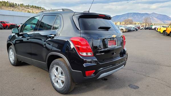2020 Chevy Chevrolet Trax LT suv - cars & trucks - by dealer -... for sale in Flagstaff, AZ – photo 19