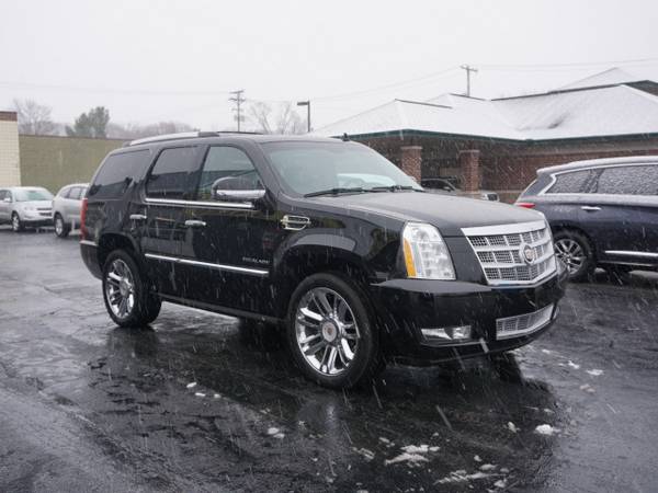 2013 Cadillac Escalade with - cars & trucks - by dealer - vehicle... for sale in Holland , MI – photo 5