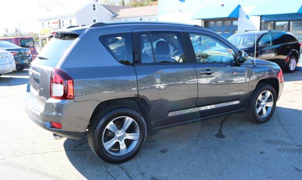 2016 Jeep Compass Latitude - EASY FINANCING! for sale in Salem, MA – photo 5