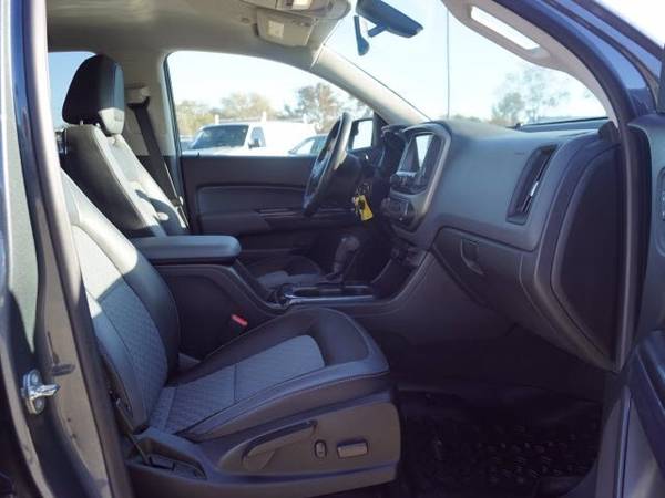 2015 Chevrolet Chevy Colorado 4WD Z71 - cars & trucks - by dealer -... for sale in Wichita, KS – photo 5