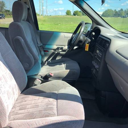 2003 PONTIAC MONTANA VAN, AUTO, 6CYL, SEATS 7, CLEAN, DRIVES GREAT for sale in Howell, MI – photo 5