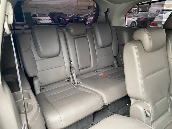 2012 Honda Odyssey 5dr Touring Elite - - by dealer for sale in Jamaica, NY – photo 14
