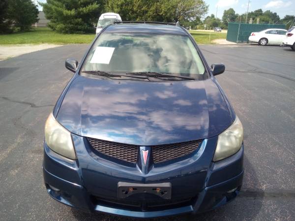 2004 Pontiac Vibe with Sunroof for sale in Springfield, IL – photo 3