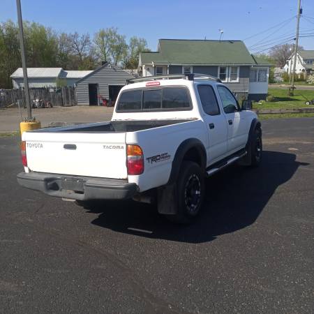 TOYOTA TACOMA CREW CAB PICKUP TRD OFF-ROAD - - by for sale in Canton, OH – photo 3