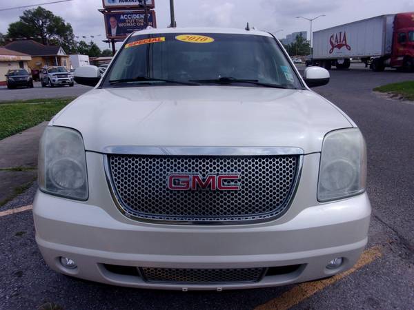 2010 GMC YUKON XL 6 2L V8 DENALI LEATHER IN DASH BACK UP CAM - cars for sale in Metairie, LA – photo 8