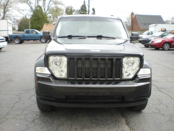 2009 Jeep Liberty Sport 4X4 - - by dealer - vehicle for sale in Roseville, MI – photo 3