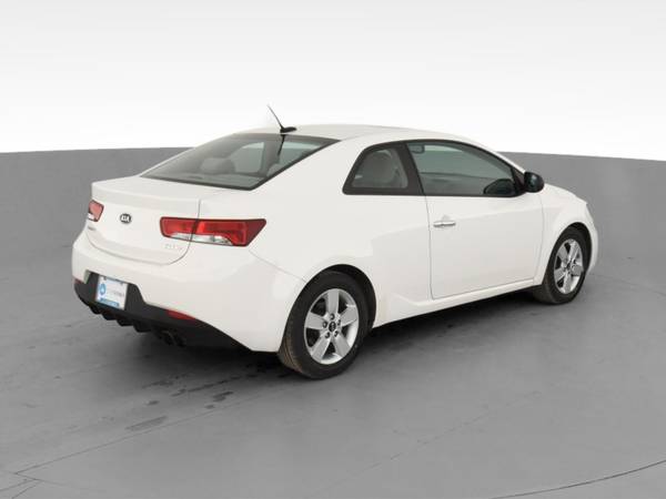 2011 Kia Forte Koup EX Coupe 2D coupe White - FINANCE ONLINE - cars... for sale in milwaukee, WI – photo 11
