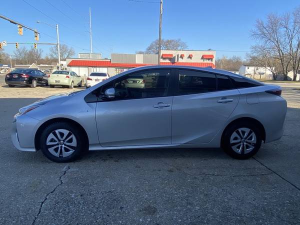 2016 Toyota Prius 5dr HB Technology ONLINE CREDIT APPLICATION. GET... for sale in Mishawaka, MI – photo 4