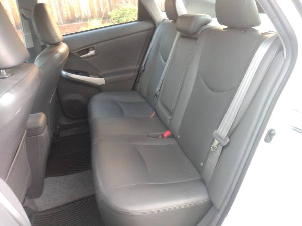***Like New Toyota Prius*Leather*Navi*JBL Sound*Must See To... for sale in Lincoln, CA – photo 9