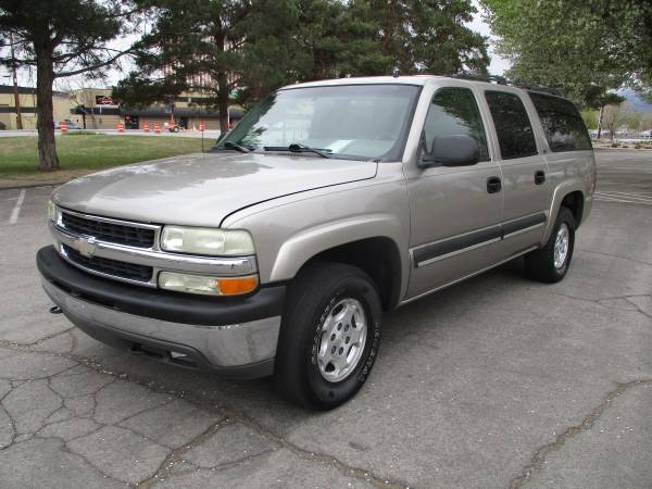2002 Chevrolet Suburban, 4x4, auto, V8, 3rd row, loaded, EXLNT for sale in Sparks, NV – photo 4