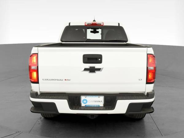 2017 Chevy Chevrolet Colorado Crew Cab LT Pickup 4D 6 ft pickup... for sale in Bakersfield, CA – photo 9