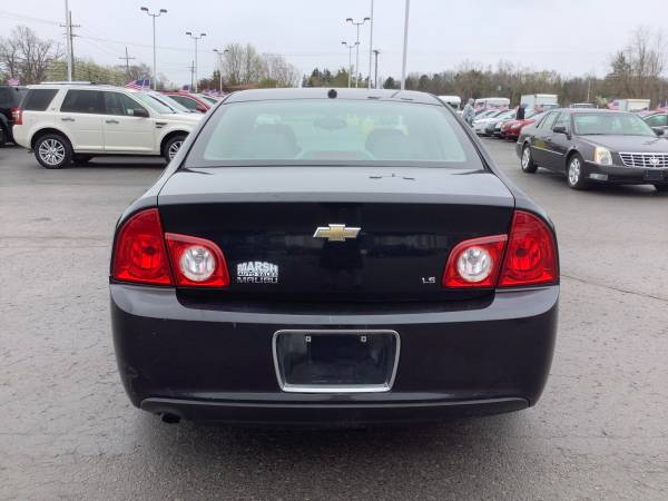 Best Buy! 2008 Chevy Malibu LS! Clean Carfax! - - by for sale in Ortonville, MI – photo 4