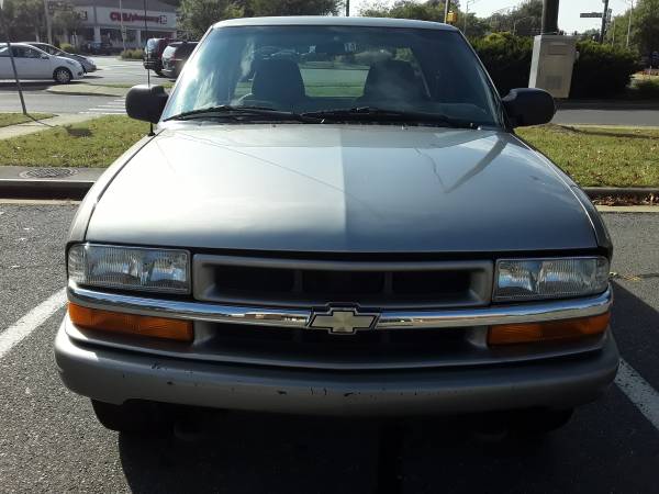 2003 CHEVY TRUCK S10 (V6, 4.0L, 4X4) for sale in MANASSAS, District Of Columbia – photo 3
