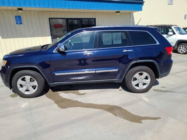 2012 JEEP GRAND CHEROKEE LIMITED - - by dealer for sale in Billings, MT – photo 4