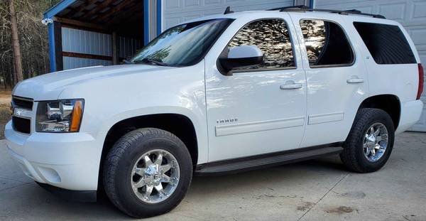 2010 Chevrolet Tahoe LT 4X4 excellent car fax history and leather for sale in Spirit Lake, WA – photo 2