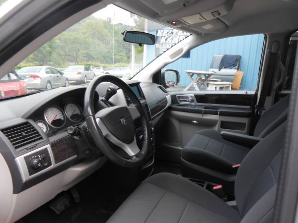2010 DODGE GRAND CARAVAN - cars & trucks - by dealer - vehicle... for sale in Trafford, PA – photo 8