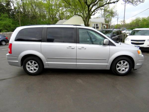 2010 Chrysler Town Country 4dr Wgn Touring - 3 DAY SALE! - cars & for sale in Merriam, MO – photo 2