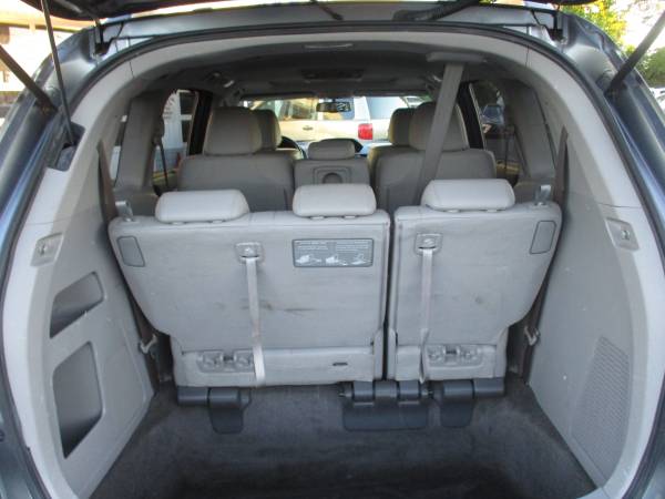 2013 Honda Odyssey EX-L Drives great, hot deal for sale in Roanoke, VA – photo 13
