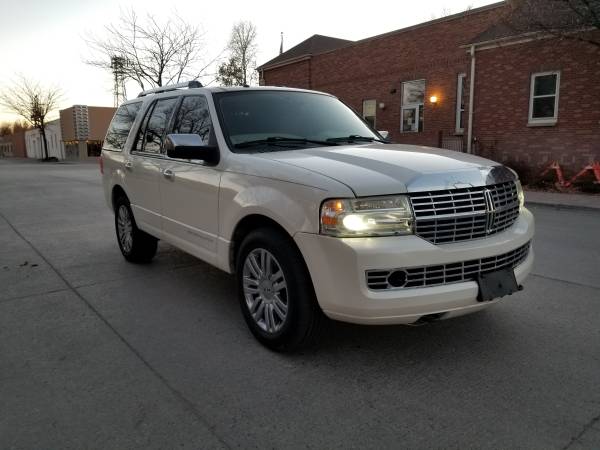 2007 Lincoln Navigator - cars & trucks - by owner - vehicle... for sale in Worland, SD – photo 2
