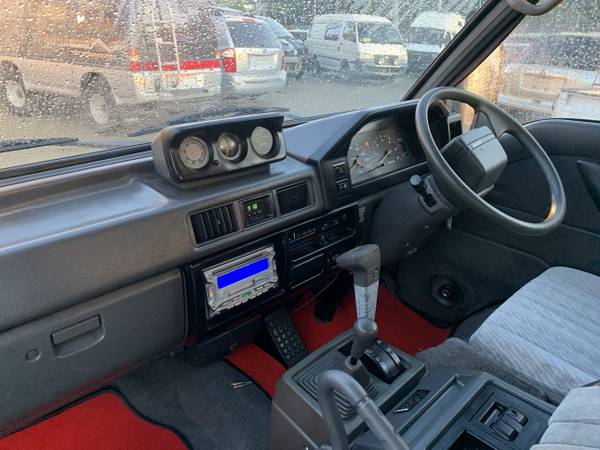 1994 Mitsubishi Delica Diesel Turbo 4x4 poptop for sale in Seattle, WA – photo 16