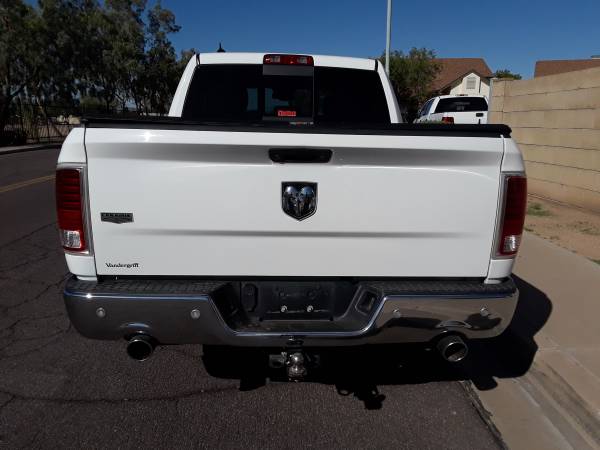 Dodge ram 2015 clean title LARAMIE 101k miles for sale in Glendale, AZ – photo 2
